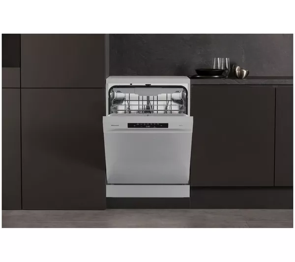 Hisense HS643B90XUK Freestanding Dishwasher - Stainless Steel