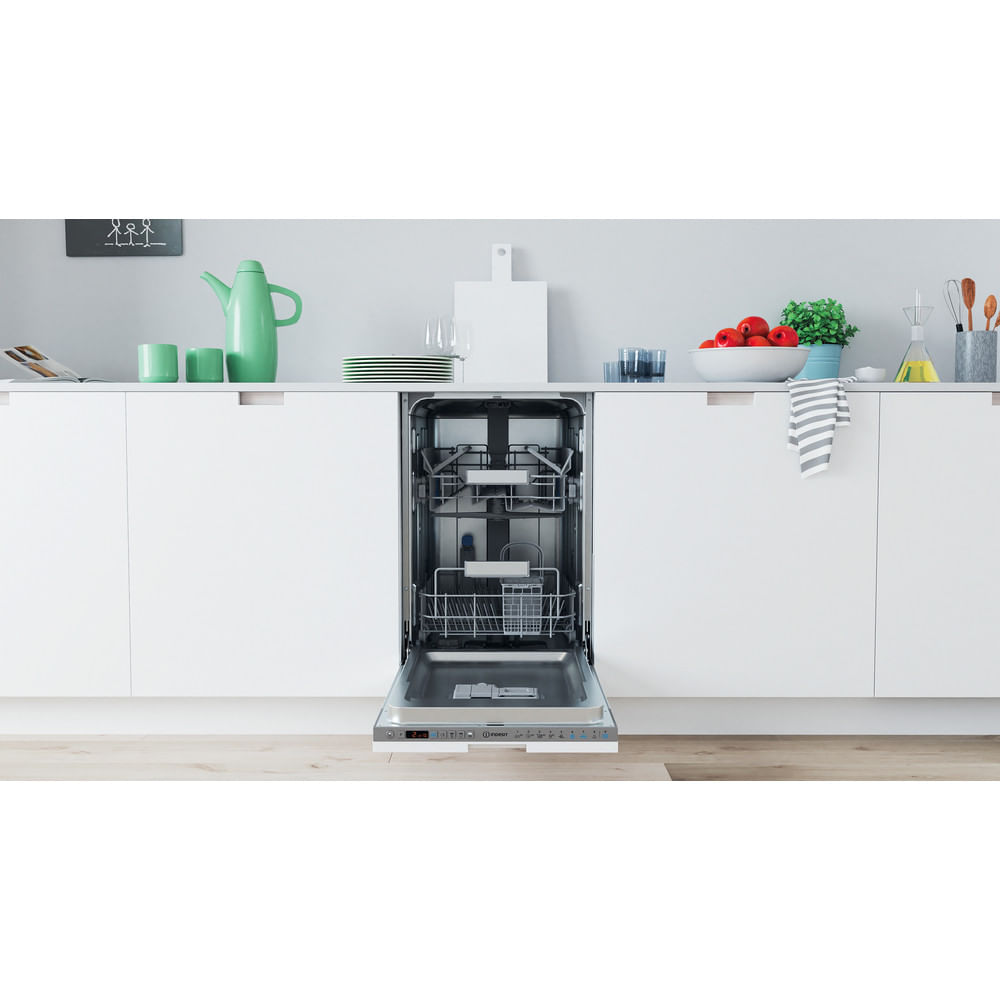 Indesit DSIO 3T224 E Z UK N Slimline Fully Integrated Dishwasher